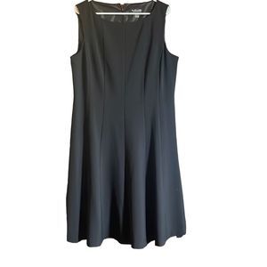Elegant Black Sleeveless Dress